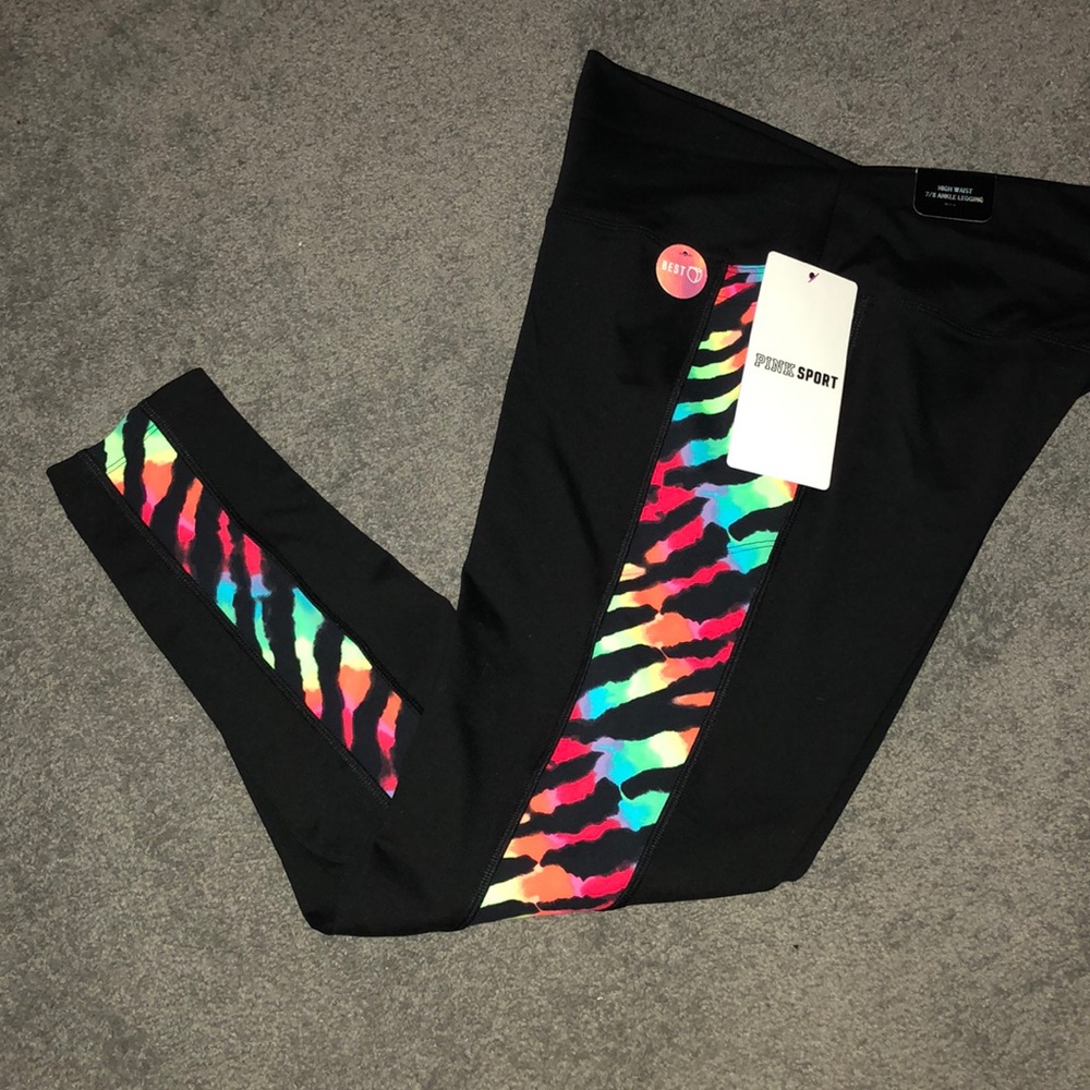 PINK Ultimate High Waisted 7/8 Ankle Legging